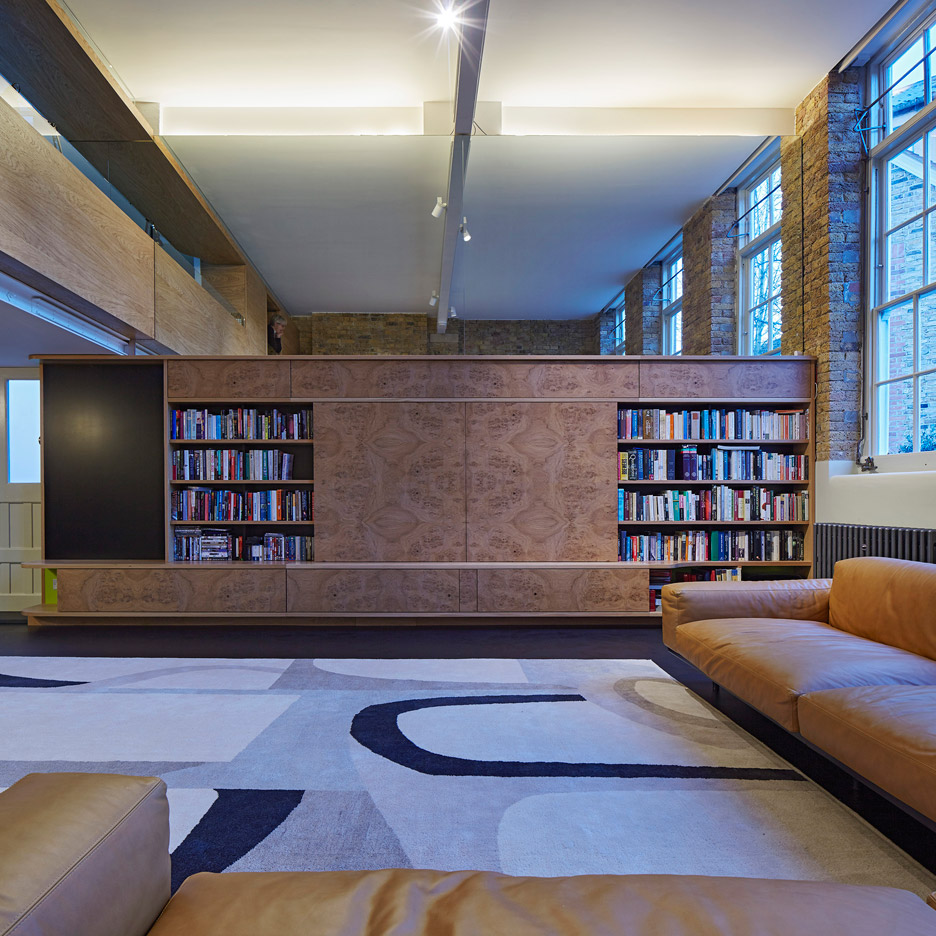 the-lycee-knox-bhavan-architects-interior-renovation-residential-london-uk-dennis-gilbert_dezeen_936_10